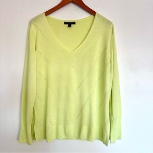 Banana Republic Soft Lime Knit Split Hem Sweater Size XL